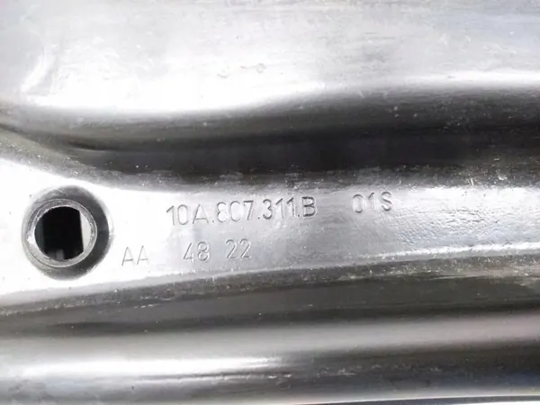 Barra para-choques traseira OEM 10A807311B VW ID.3 image 8