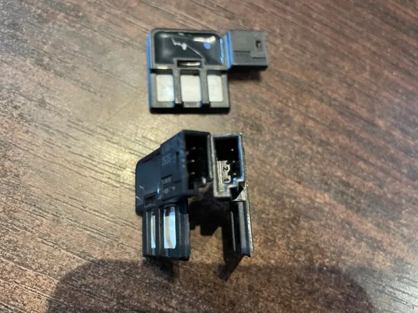 Sensor de embaciamento OEM 9115220 dianteiro BMW X5 X6 image 4