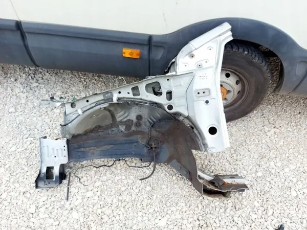 OEM 1 Estribo Dianteiro Esquerdo para Avensis T27 image 2