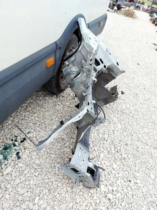OEM 1 Estribo Dianteiro Esquerdo para Avensis T27 image 3