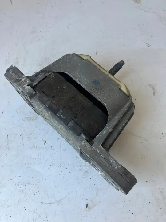 Soporte de motor Citroen C5 III X7 2.0 HDI 140 image 4