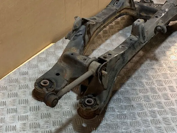 Toyota Auris Hinterfedern OEM FBZ26254 - Gebraucht image 7