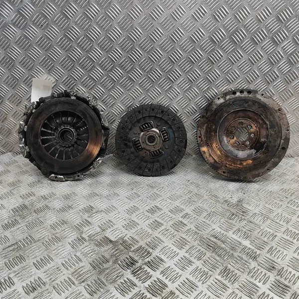 Conjunto de Embreagem Mitsubishi Lancer VIII 2.0L 2301A032 image 3