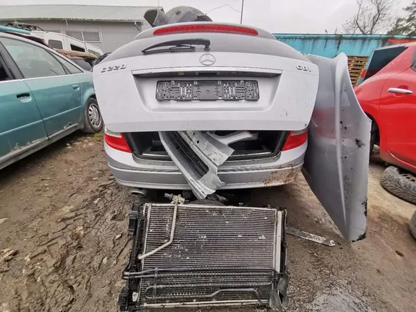 Supporti motore e trasmissione Mercedes-Benz C-CLASS 2009 image 9