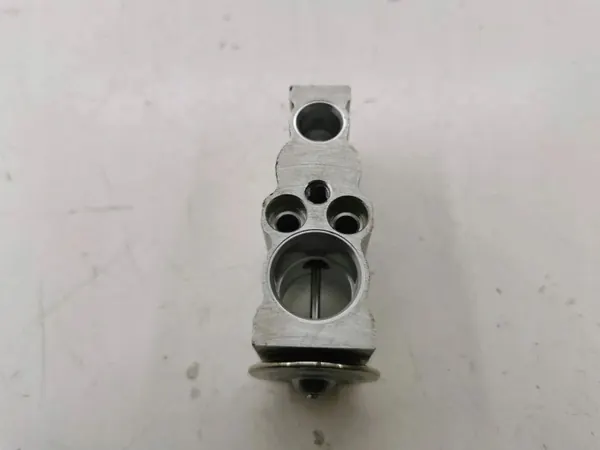 Toyota A/C Expansionsventil OEM Dt4475005490 image 6