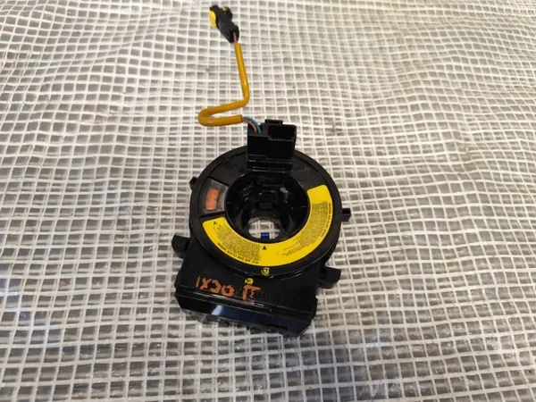 Hyundai IX35 Airbagin Kellokierre OEM Y10A470547 image 2