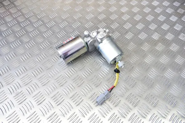 Bomba de vacío OEM 4707042070 para Toyota RAV4 image 2