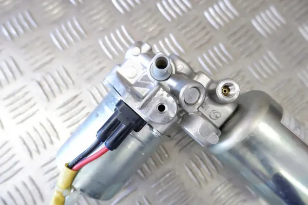 Bomba de vacío OEM 4707042070 para Toyota RAV4 image 7