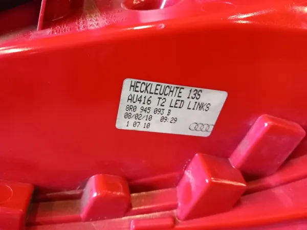 AUDI Q5 8R Luz Trasera Izquierda LED USA 8R0945093B image 8