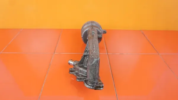 BMW 1 F20 3 F30 Olje Filterhus 7611968 image 2