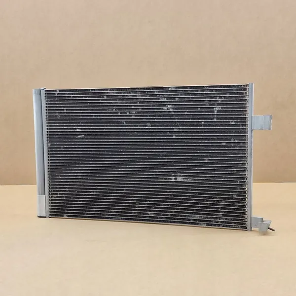 Ilmastointikondensaattori Jaguar E-PACE X761 XE X760 XF II X260 image 2