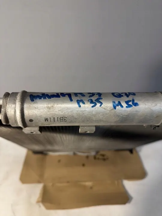 Condenseur AC Infiniti M37 OEM 921001MG0B - Occasion image 9