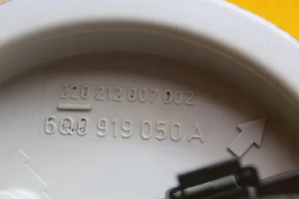 Brandstofpomp VW Polo IV 1.4 TDI Audi 6Q0919050A image 2