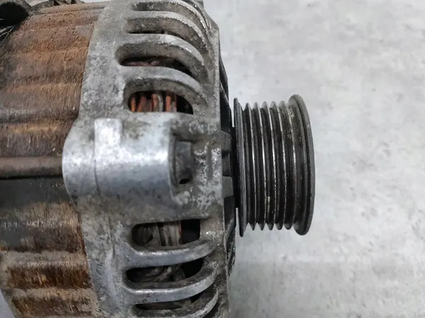 Generaattori Peugeot 206 1.1 i 8V image 4