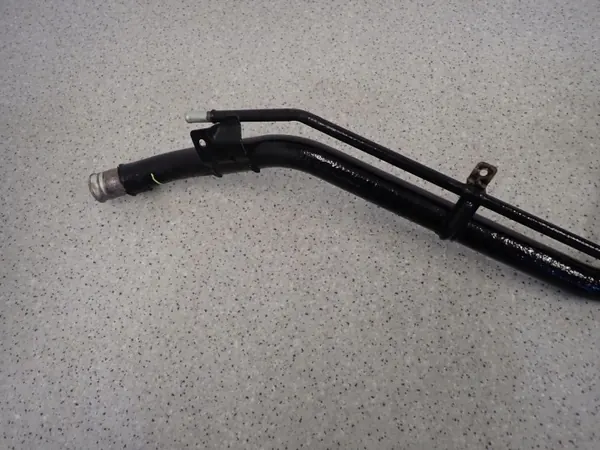 Pescoço de enchimento combustível Suzuki Grand Vitara II OEM image 3