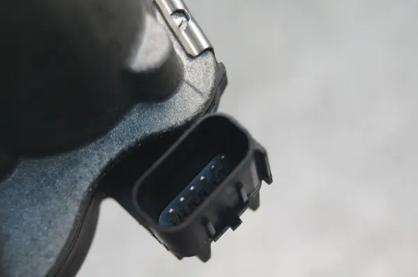 Dodge Durango III LIFT Drosselklappe 5.7 image 5