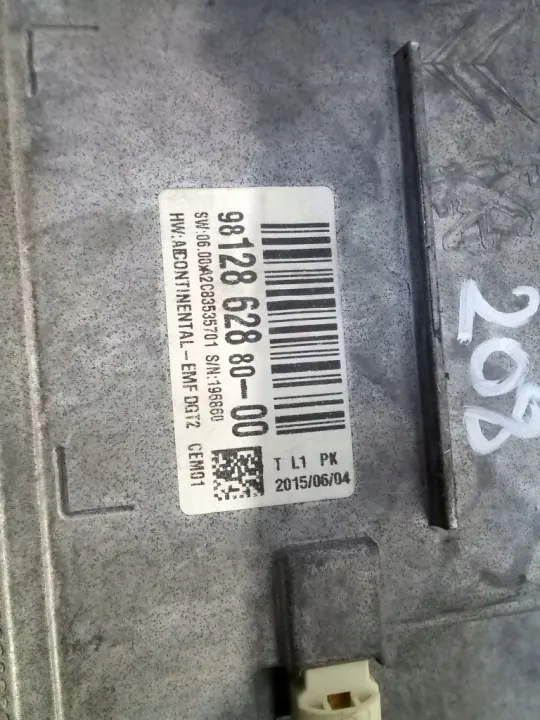 Ecrã de visualização Peugeot 208 I OEM 9812862880-00 image 5