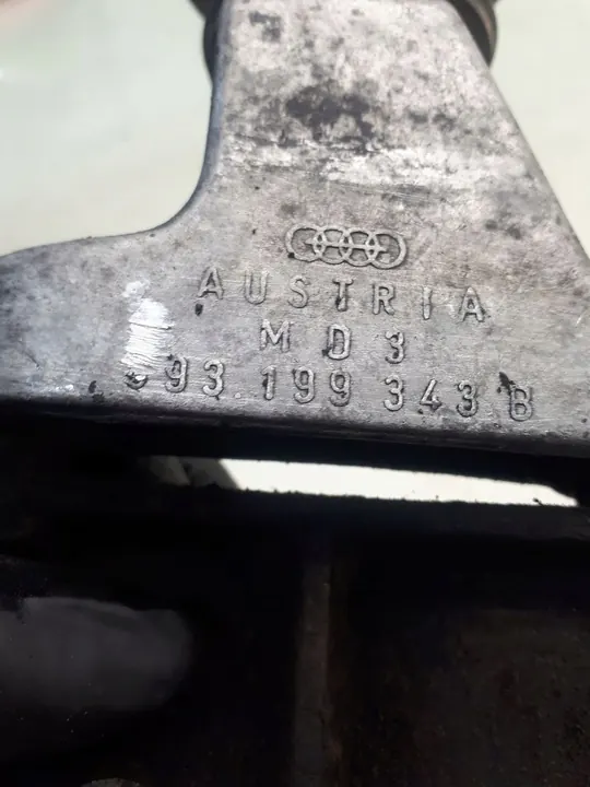 1990 Audi 80 90 B3 Engine Mount 068903145H image 4