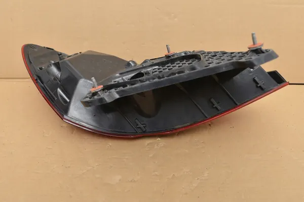 MERCEDES E 213 LIFT SEDAN RECHTER ACHTERLICHT A2139065209 image 10