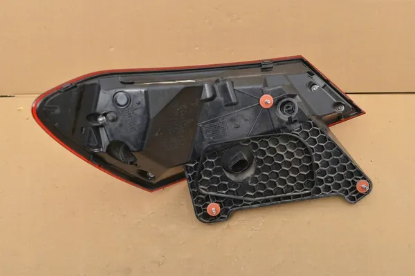 MERCEDES E 213 LIFT SEDAN RECHTER ACHTERLICHT A2139065209 image 9