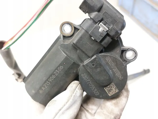 Motor de válvula de ar Mercedes-Benz C W206 OEM A2139062306 image 4