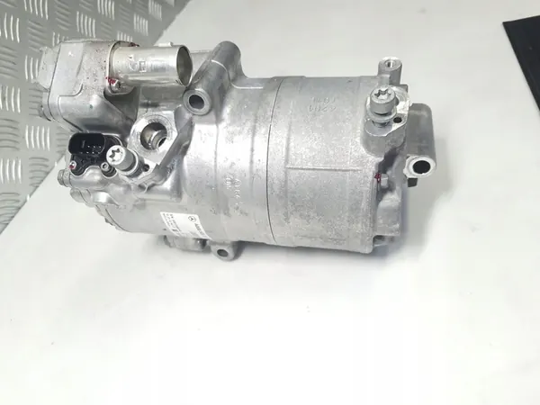 Compresor de Aire Acondicionado Mercedes CLA EQA GLA Clase A A0008302201 image 6