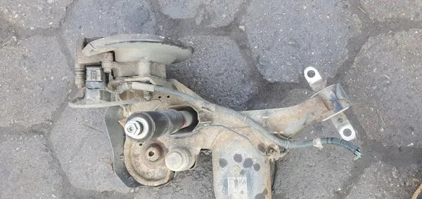 OEM Hinterachsträger mit Klemmen - Citroen C4 Picasso II image 5