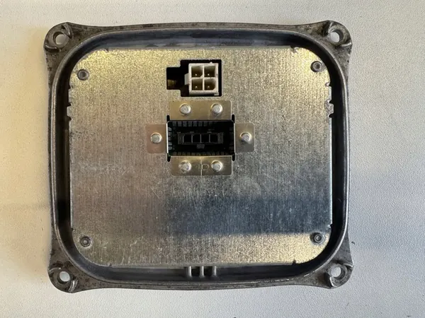 Conversor de módulo de lâmpada BMW OE image 1