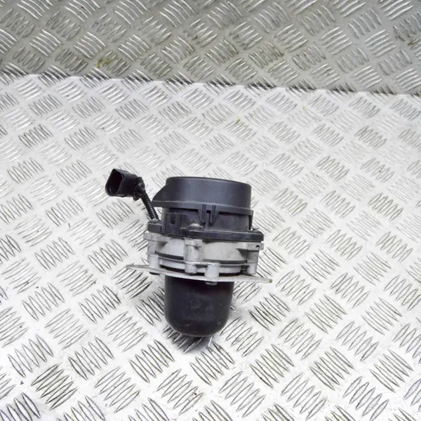 Porsche Panamera 970 sekundärluftpump OEM 9A160510472 image 3