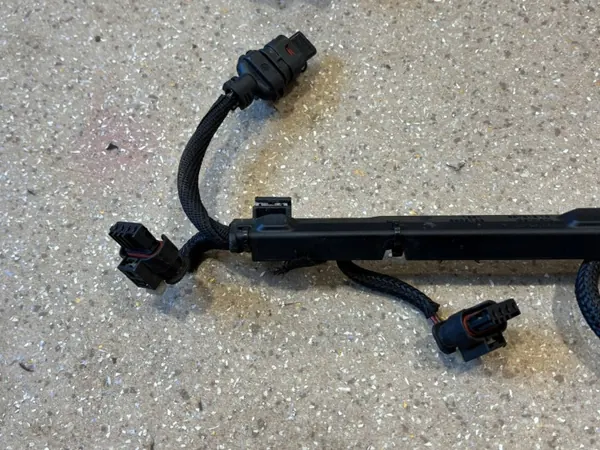 Conector de inyectores BMW OE 9886541 - Usado image 9