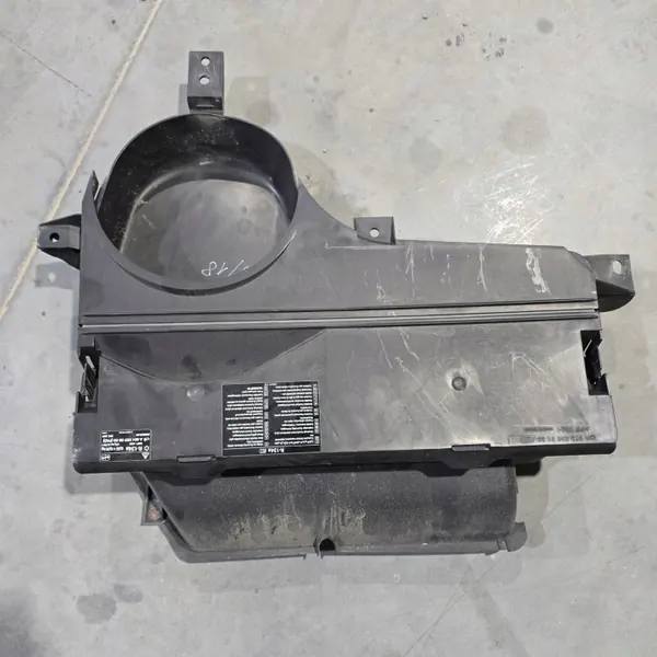 Mercedes Atego Ohjaamon Ilmansuodinkansi OEM 9738360240 image 2