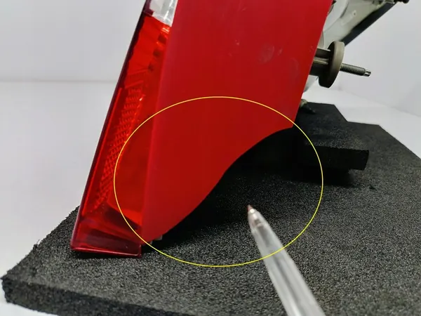 Lámpara trasera izquierda Skoda Fabia II 5J6945095A image 4