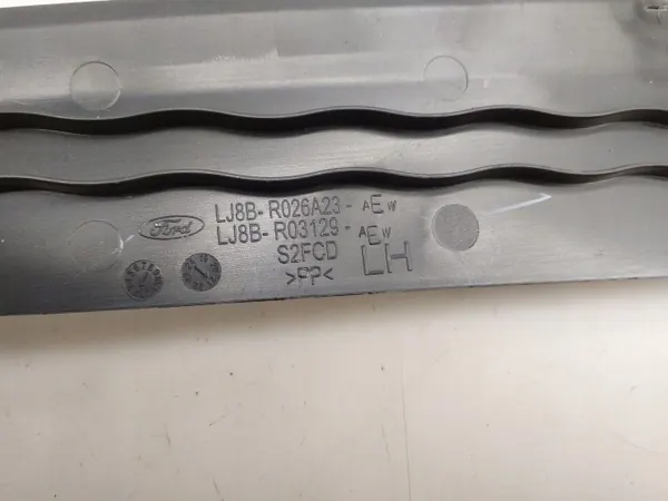 Ford Mustang Mach-E vänster pelarpanel OEM LJ8BR026A23AEW image 3