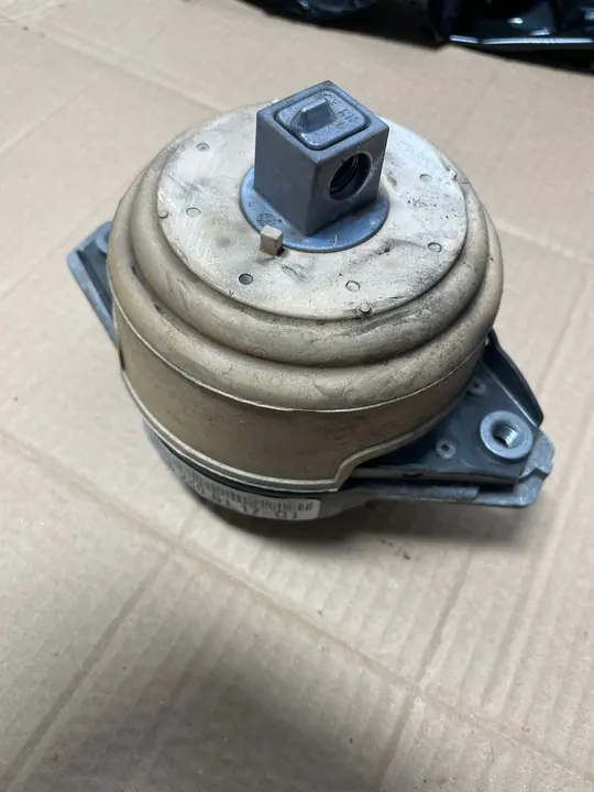Supporto motore Mercedes-Benz Destro A1662406117 image 3