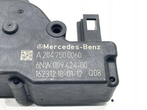 Takaluukun lukkosähkö OEM A2047500060 Mercedes GLE image 5