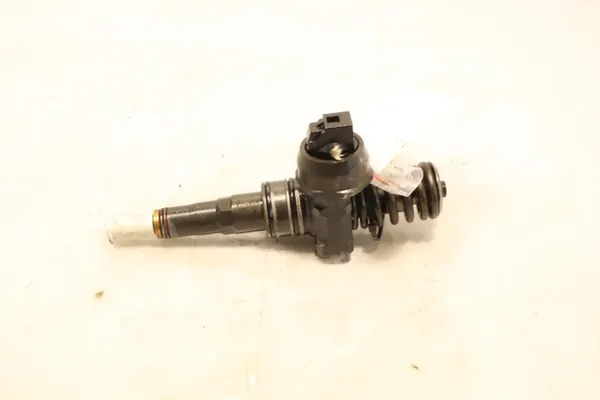 Inyector OEM 0414720313 para VW Passat B6 1.9TDI image 4