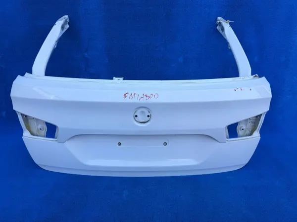 Puerta Trasera BMW 5 F11 OEM QUA11753 - Usado image 2