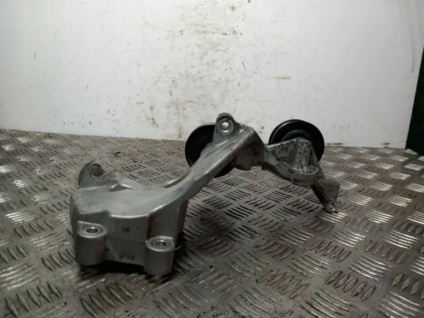 Embreagem compressor A/C Kia OE FOB21088 Usado image 3