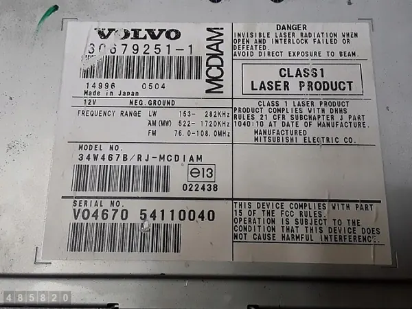 Changer CD Volvo OEM 306792511 pour V50 2005 image 3