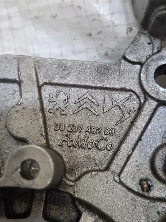 Opel Oljepumpsventil OEM 9823740280 - Begagnad image 7