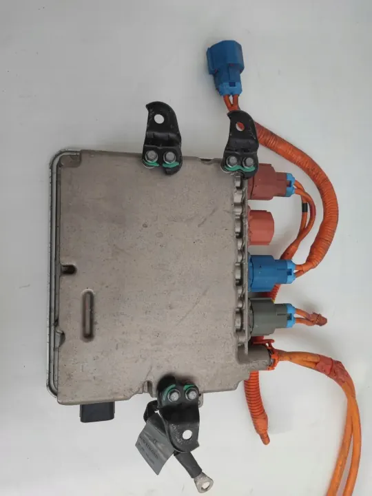 Boîte de jonction régulateur Tesla Model S OEM 102884301B image 6
