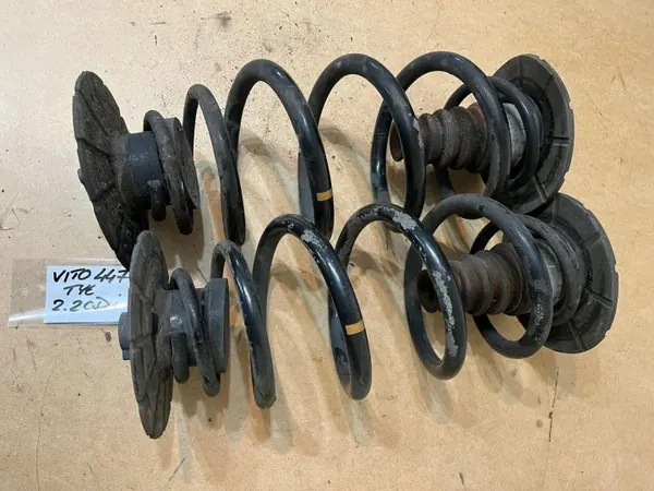 Conjunto de Molas Traseiras Mercedes Vito 447 OEM 2pç image 3