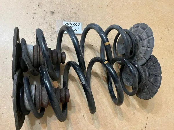 Conjunto de Molas Traseiras Mercedes Vito 447 OEM 2pç image 4