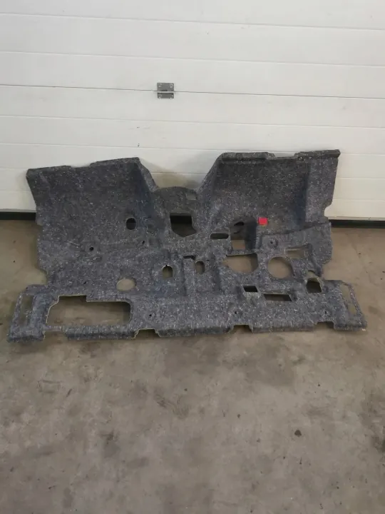 Isolamento de antepara Hyundai Kona OEM 84120-J9100 image 2