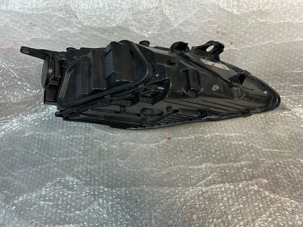 Vasen Ajovalaisin Volvo V40 2012-2019 OEM 31420003 image 3