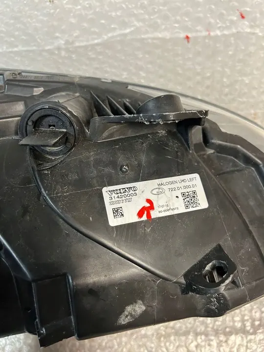 Vasen Ajovalaisin Volvo V40 2012-2019 OEM 31420003 image 4