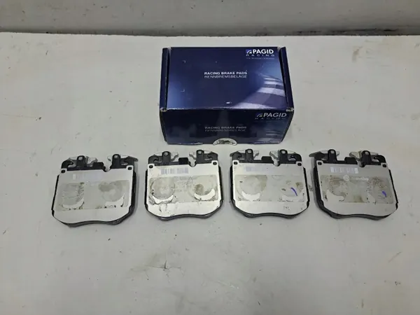 Pastilhas de travão dianteiras BMW OEM 6889585 - Usadas image 2