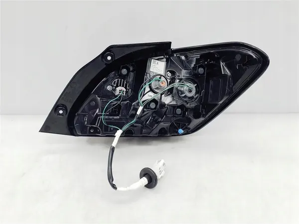 Luz trasera LED izquierda Mitsubishi Space Star II image 6