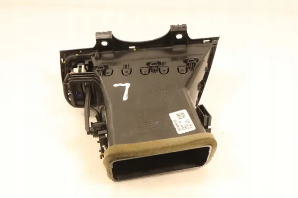 BMW 5 F07 linker luchtrooster OEM F3914259108 image 5