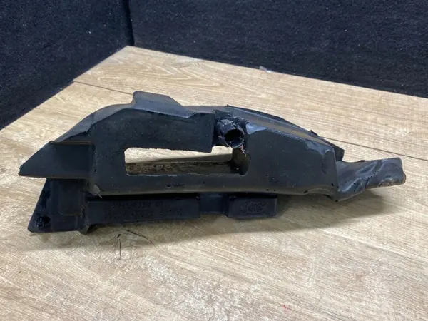 Motorrumsisoleringsskum OEM J8A216A594AD image 3